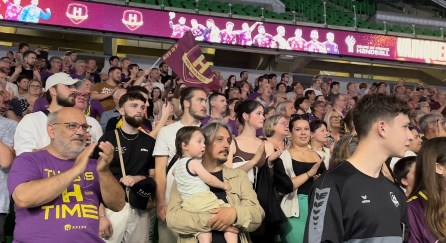 Le HBC Nantes en communion avec le peuple Violet pour fêter le titre.