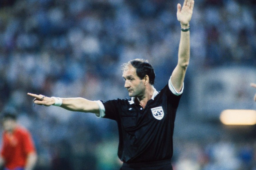 Quel arbitre a dirigé deux fois des finales de Coupe de France avec les Nantais sur le terrain ?